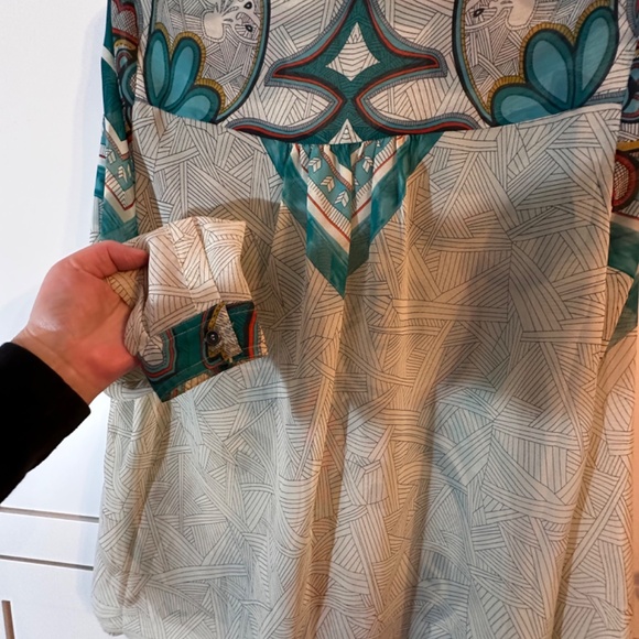 Konrad + Joseph Long Sleeve Sheer Keyhole Baroque Print Blouse; Women's S (6-8) - Picture 6 of 12